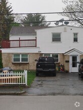 Building Photo - 807 Franklin St