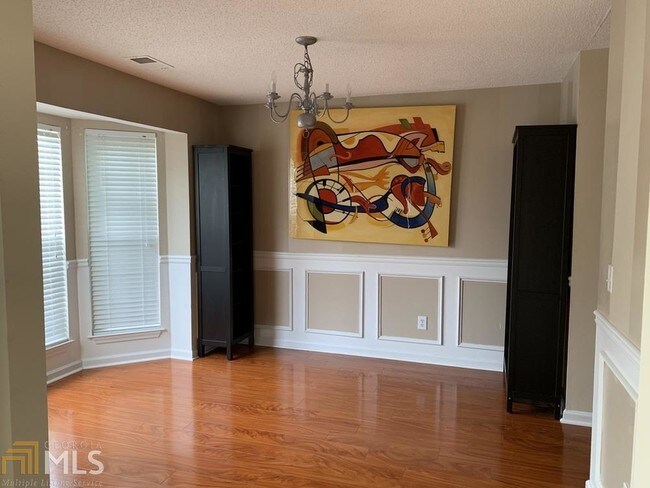 Foto del edificio - 3843 Sunview Dr NW