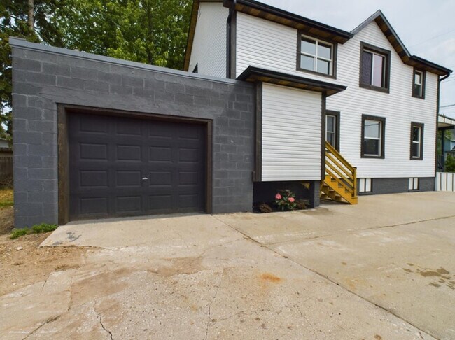 Foto del edificio - 2018 Monroe St