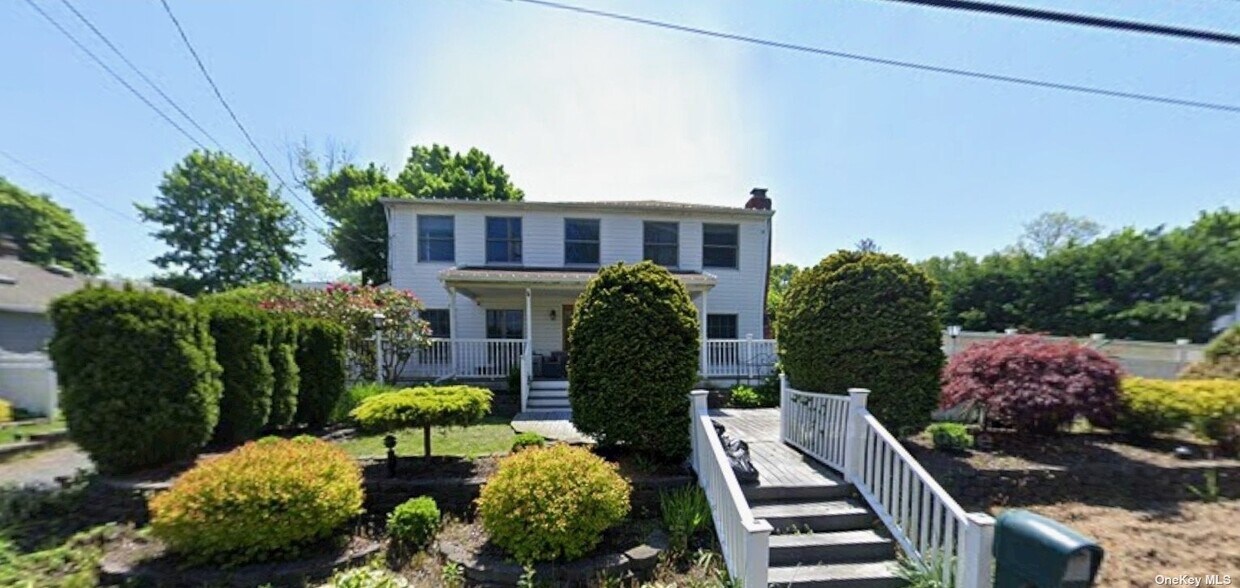 Primary Photo - 97 Rosewood Rd