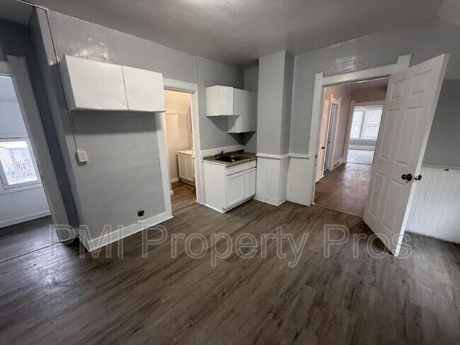 Foto del edificio - 2361 N 12th St