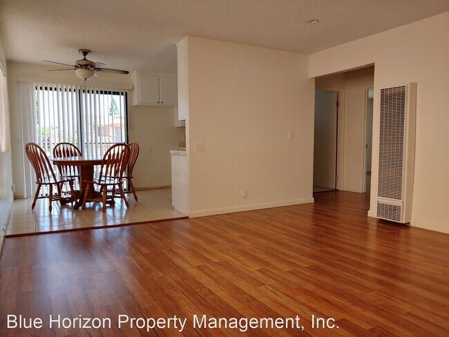 Building Photo - 2 br, 2 bath Apartment - 880 W. 3rd Street