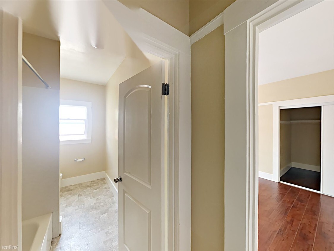 Primary Photo - 1201 B St