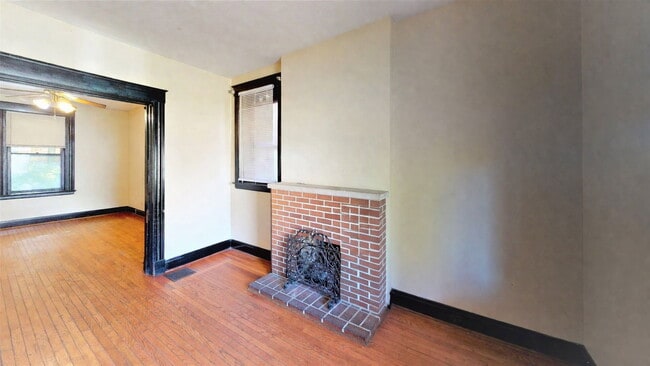 Photo - 2358 Stratford Ave House