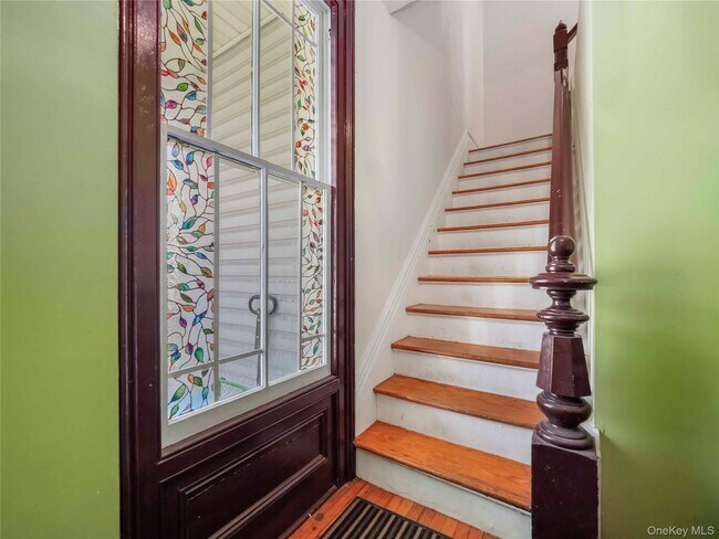 Building Photo - 42 Park Ave