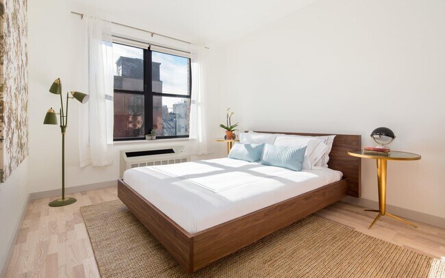 Foto del edificio - 1133 Manhattan Ave