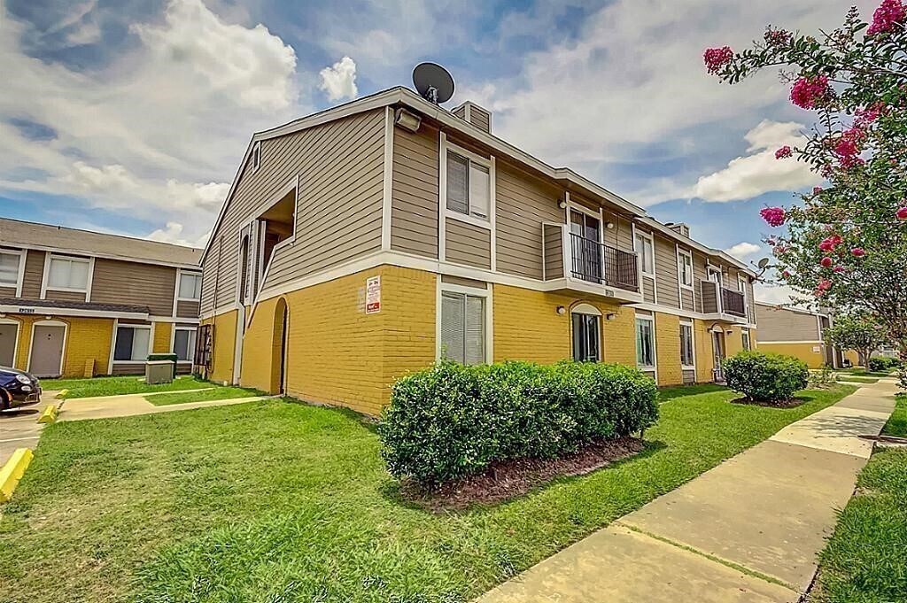 Primary Photo - 12619 Ashford Meadow Dr