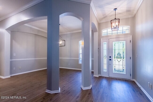 Building Photo - 13882 White Heron Pl