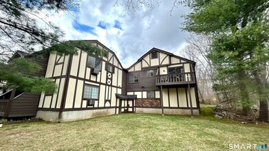 Building Photo - 8 Derby Ct