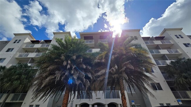 Foto del edificio - 11060 SW 196th St