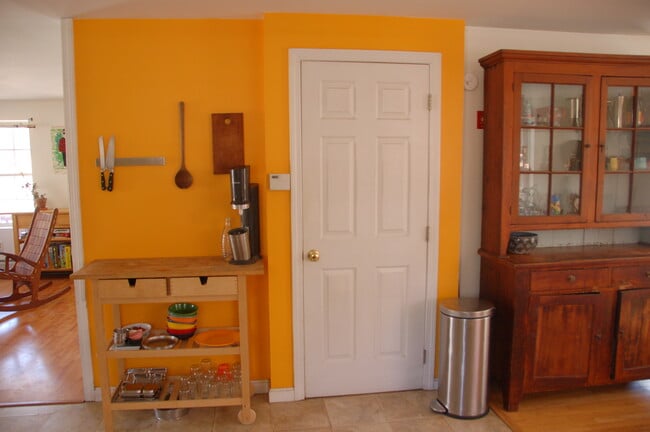 Building Photo - 20 Goyette Dr