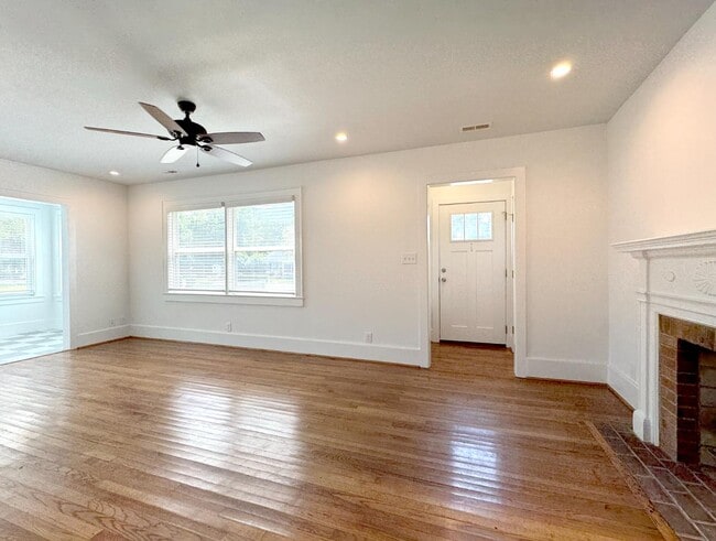 Photo - 4807 Wrightsville Ave House