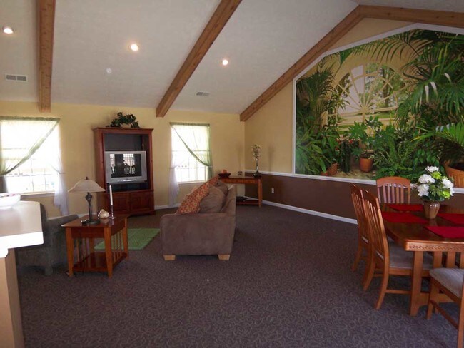 Maple Tree Apartments La Porte In Apartments Com