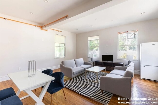 Foto del edificio - 89 Cedar St