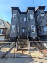 Building Photo - 265 Webster Ave