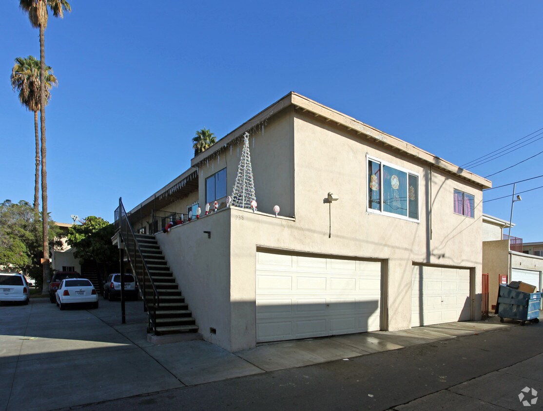 Building Photo - 238 W Hoover Ave