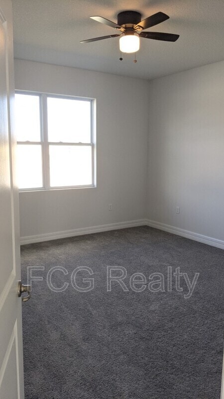 Building Photo - 48 Orchid Ln