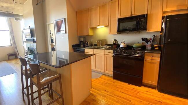 Foto del edificio - 758 N Larrabee St