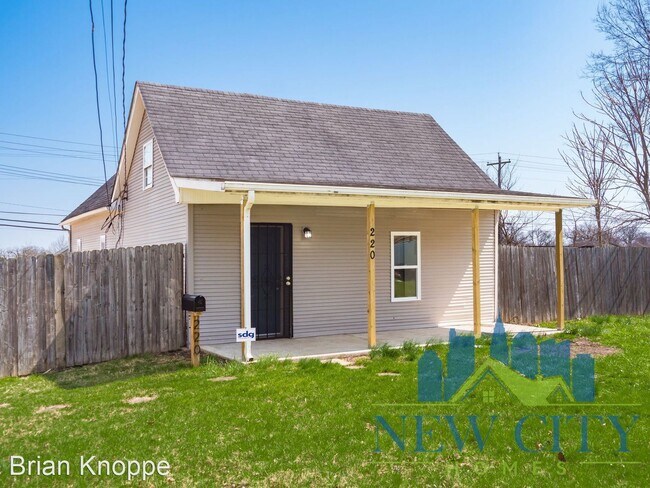 Foto del edificio - 2 br, 1 bath House - 220 Columbian Ave.