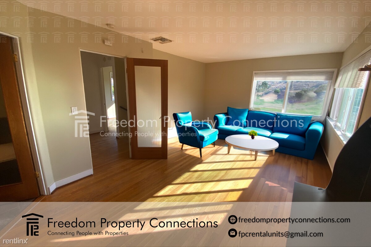 Foto principal - 2 br, 2 bath Townhome - 1765 Los Feliz Dri...