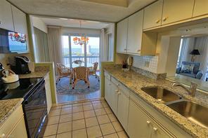 Building Photo - 5501 Heron Point Dr