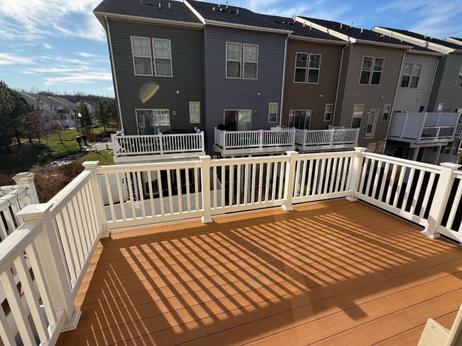 Building Photo - 629 Quarterpath Way