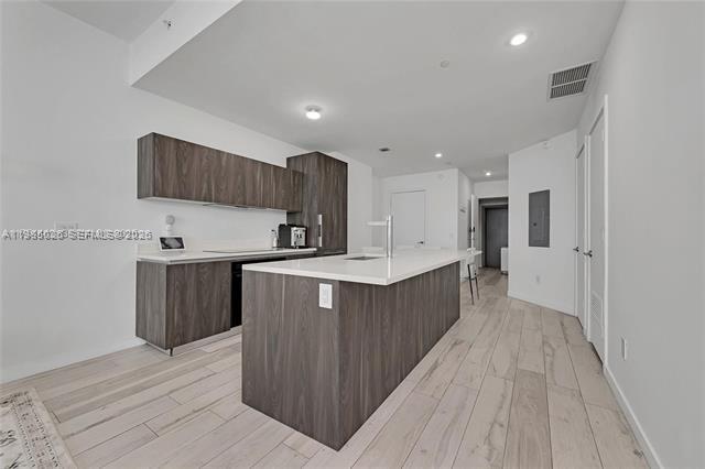 Foto del edificio - 480 NE 31st St