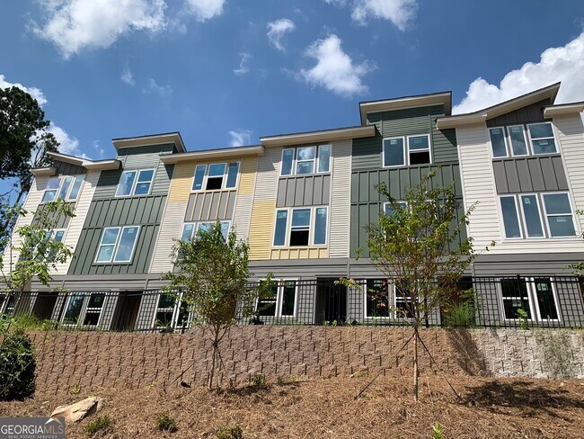 Foto del edificio - 1505 Layton Ln NW