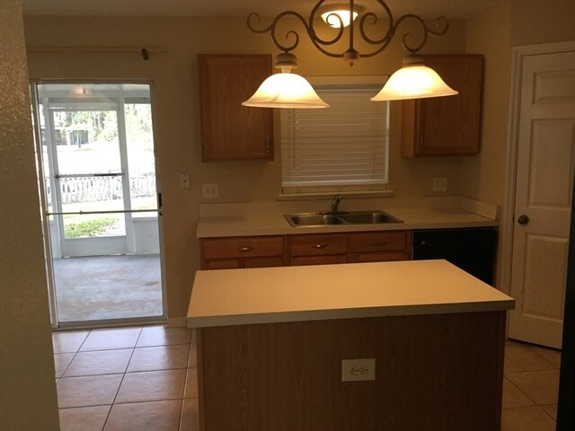 Foto del edificio - 11576 Whispering Brook Lane