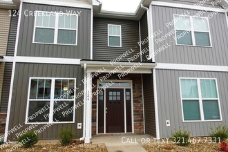 Building Photo - 124 Creekland Wy