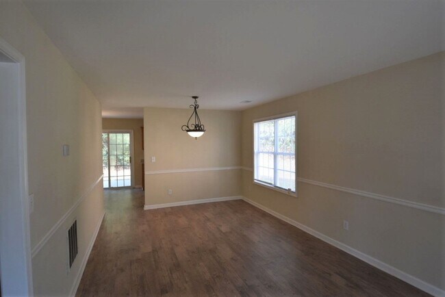 Building Photo - 3165 Wrenwood Ct