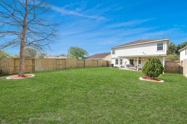 Foto del edificio - 17006 Kemble Creek Dr