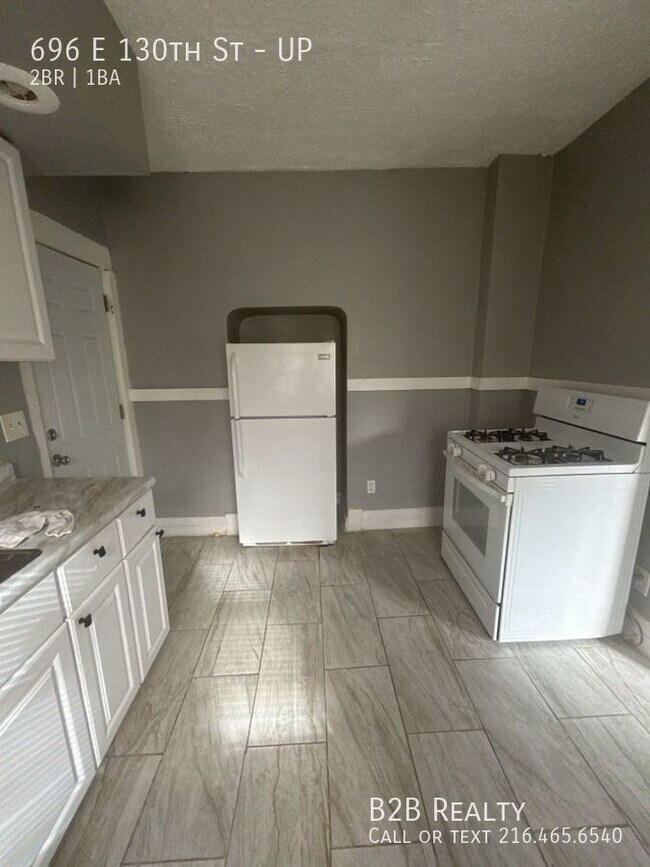 Foto del edificio - Embrace Comfort and Convenience in this 2-...