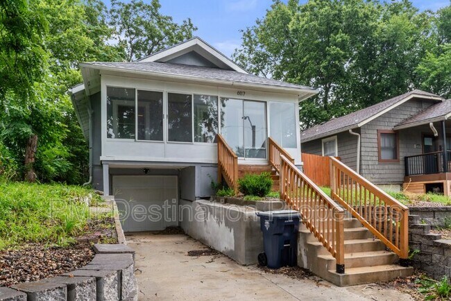 Building Photo - 6117 Harrison St