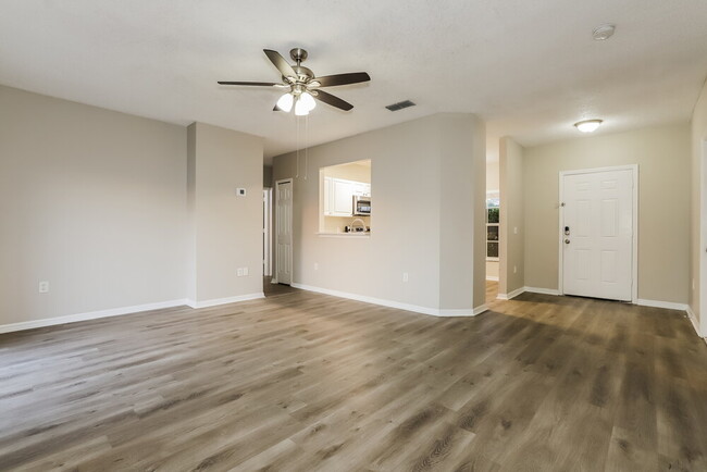 Building Photo - 529 Delido Way