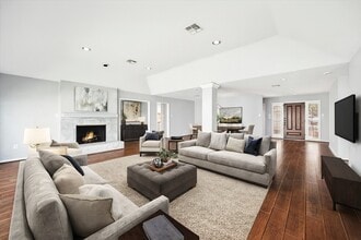 Building Photo - 15622 Whitewater Ln
