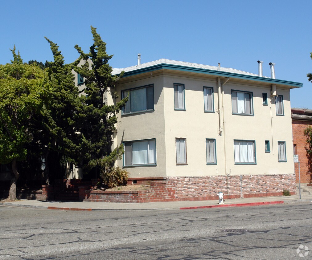 Building Photo - 500-514 Hayes St