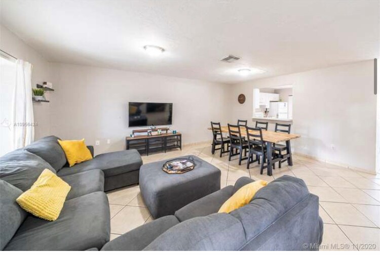 Foto principal - 14600 SW 122nd Pl