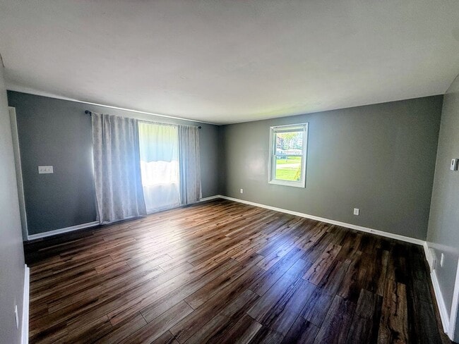 Foto del edificio - 8662 Grimes Ave NW
