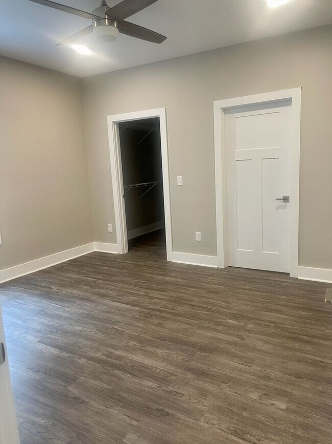 Foto del edificio - Don't miss out living on the Tree Streets!