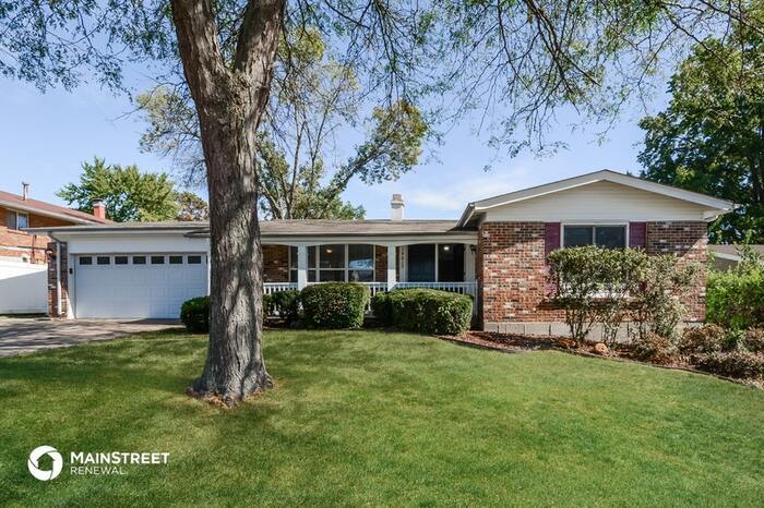 Primary Photo - 14613 Pettycoat Ln, Florissant, MO 63034