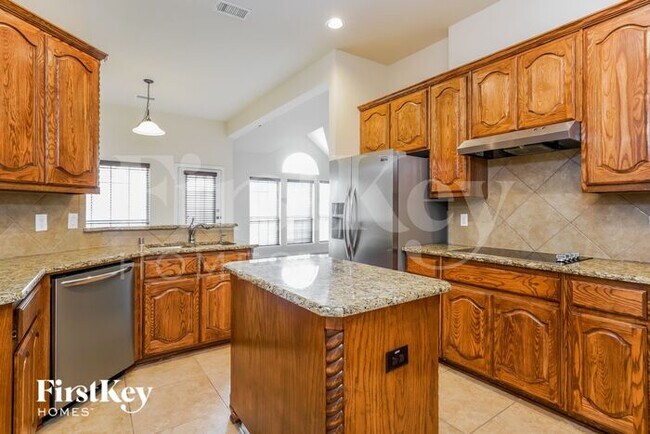 Foto del edificio - 903 Christopher Dr