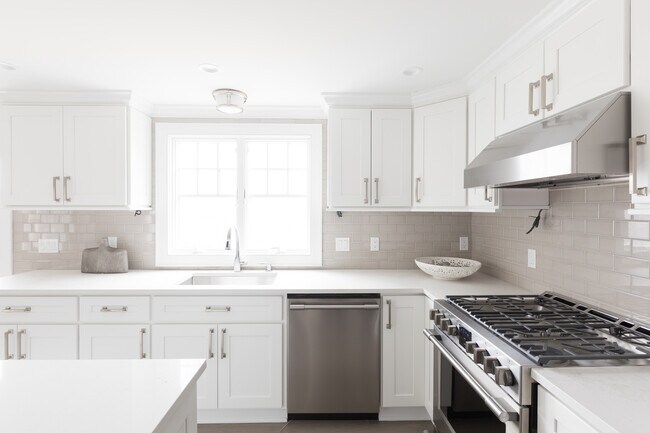 Foto del edificio - 4405 S Harbor Rd