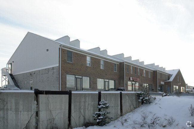 Foto del edificio - 1187 N Farnsworth Ave