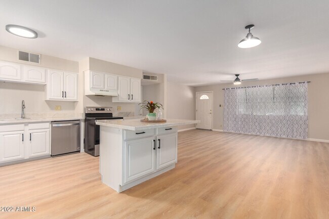 Foto del edificio - 3945 S Beck Ave