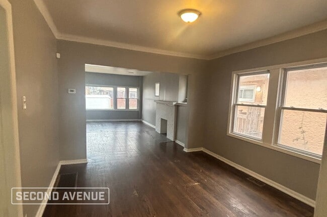 Building Photo - 7518 S Merrill Ave