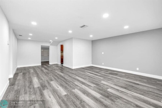 Building Photo - 1351 NW 54th Ave