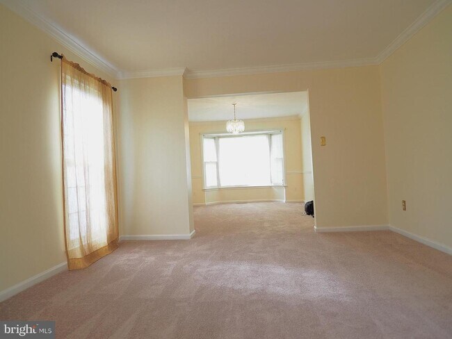 Building Photo - 7306 Goddard Dr