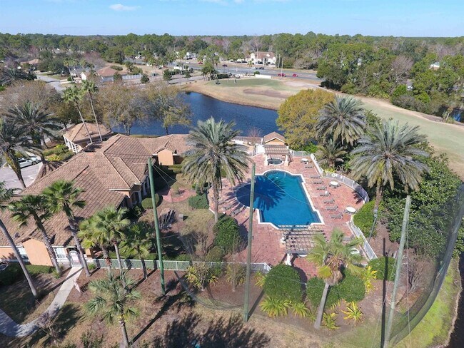 Foto del edificio - 520 Florida Club Blvd