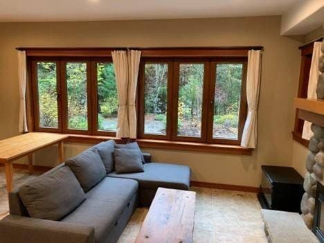Primary Photo - 7428 Treetop Ln